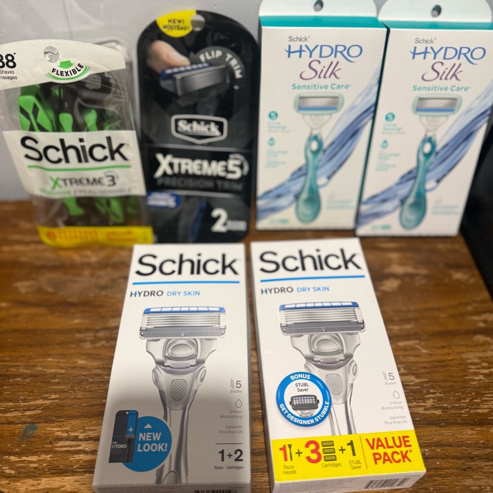 Chic Skincare Essentials - Black, Green, Blue